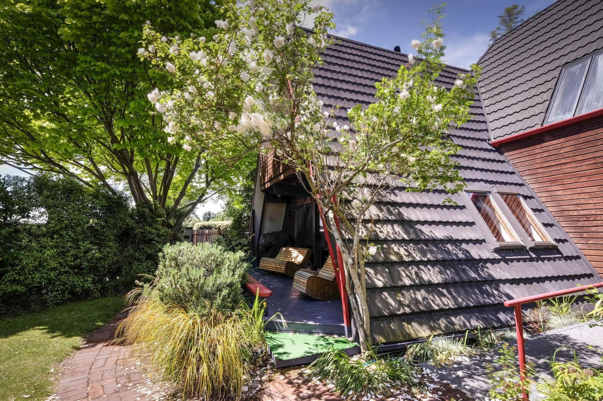 Haka Lodge Christchurch Eksteriør billede